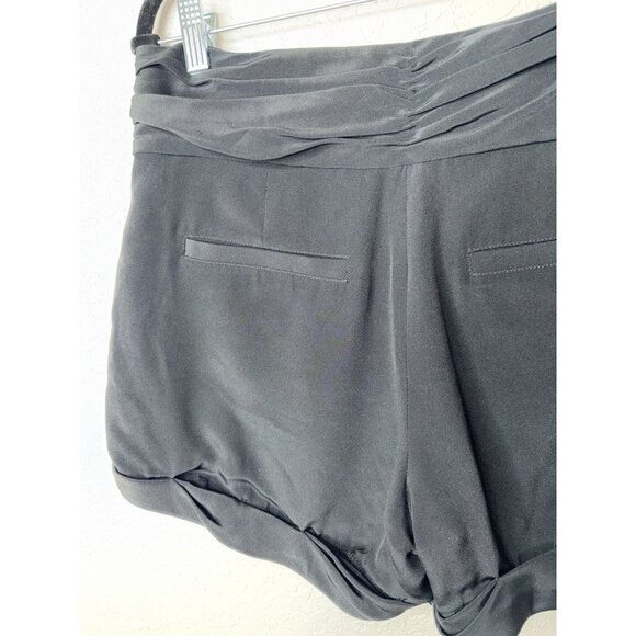 Elizabeth And James 100% Silk Shorts Black Dress Shorts Pleated Cuff Size 4 1B - Picture 7 of 10